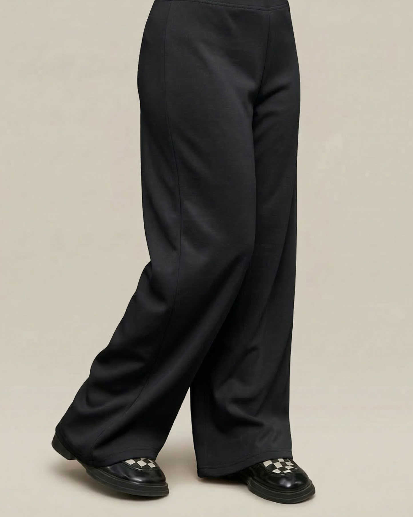 Wide Flow Pant – Black